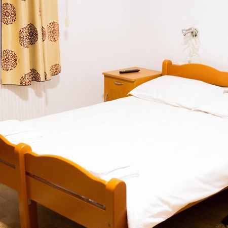 Casa Zana Buna Gherla Екстериор снимка